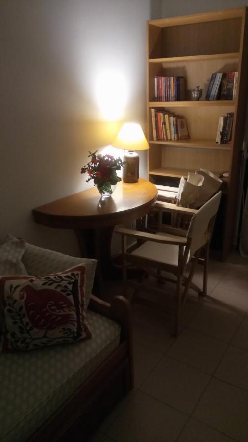 Phoeve Apt-Lovely 1-Br Rental Near The Beach Kalathas Extérieur photo
