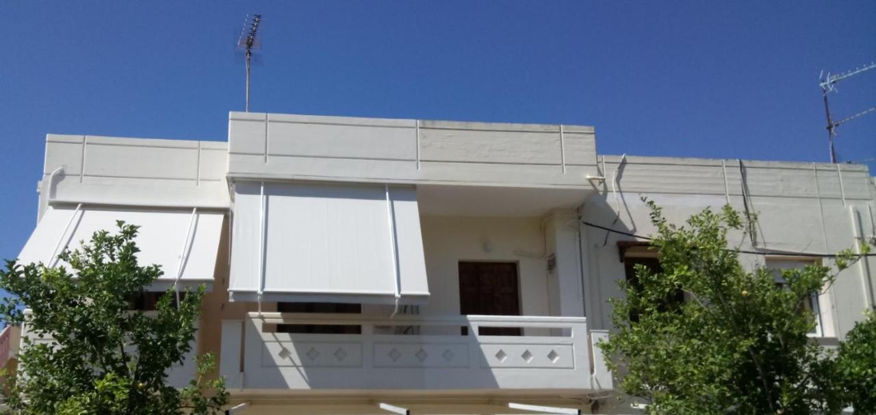 Phoeve Apt-Lovely 1-Br Rental Near The Beach Kalathas Extérieur photo
